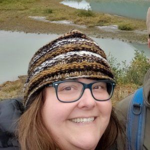 Meet your Posher, Adrienne